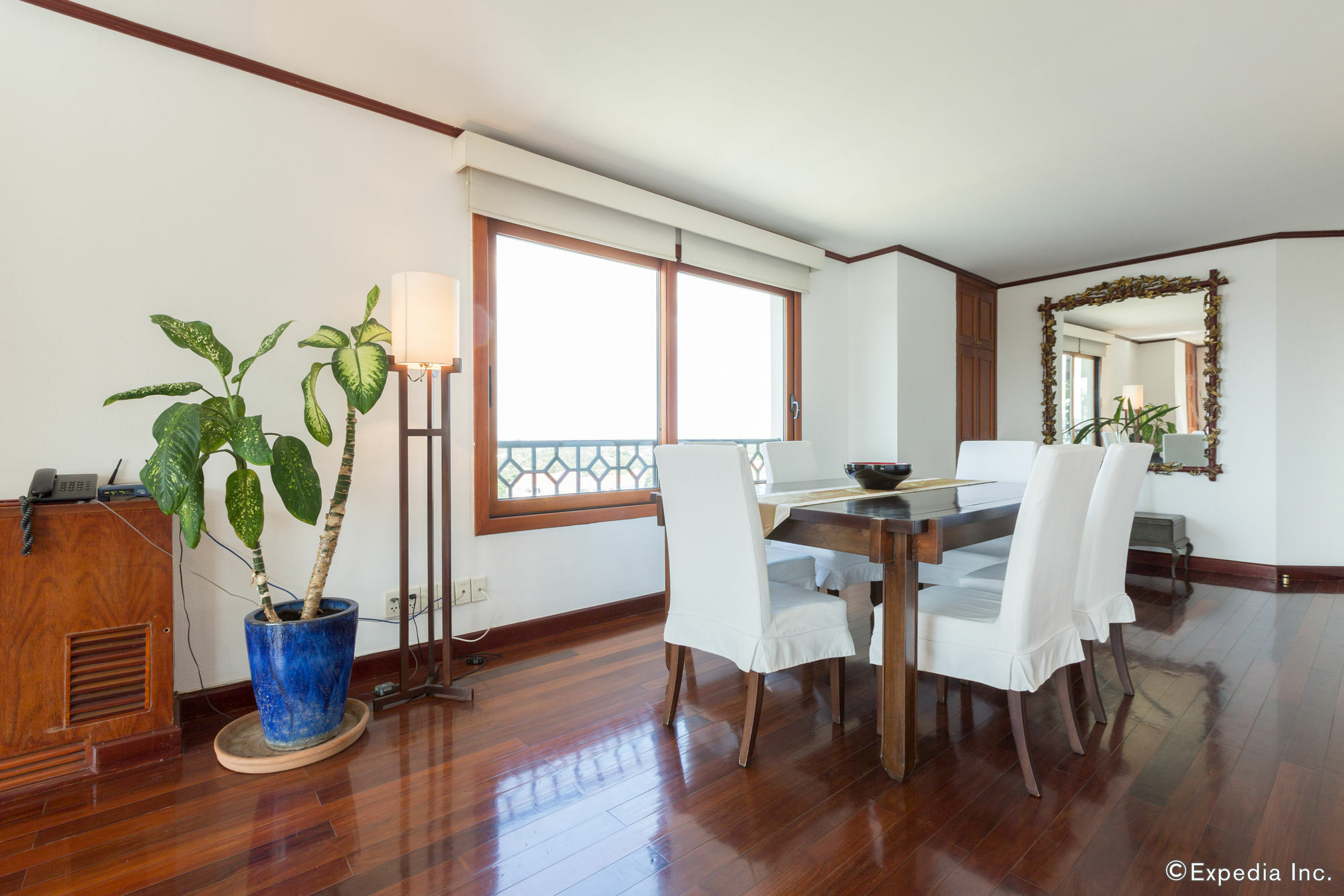 Saigon Domaine Luxury Residences Ho Chi Minh City Bagian luar foto